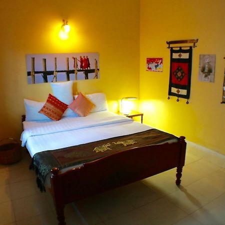 เซเว่นแคนเดิ้ลเกสท์เฮาส์ Hotel เสียมราฐ ภายนอก รูปภาพ