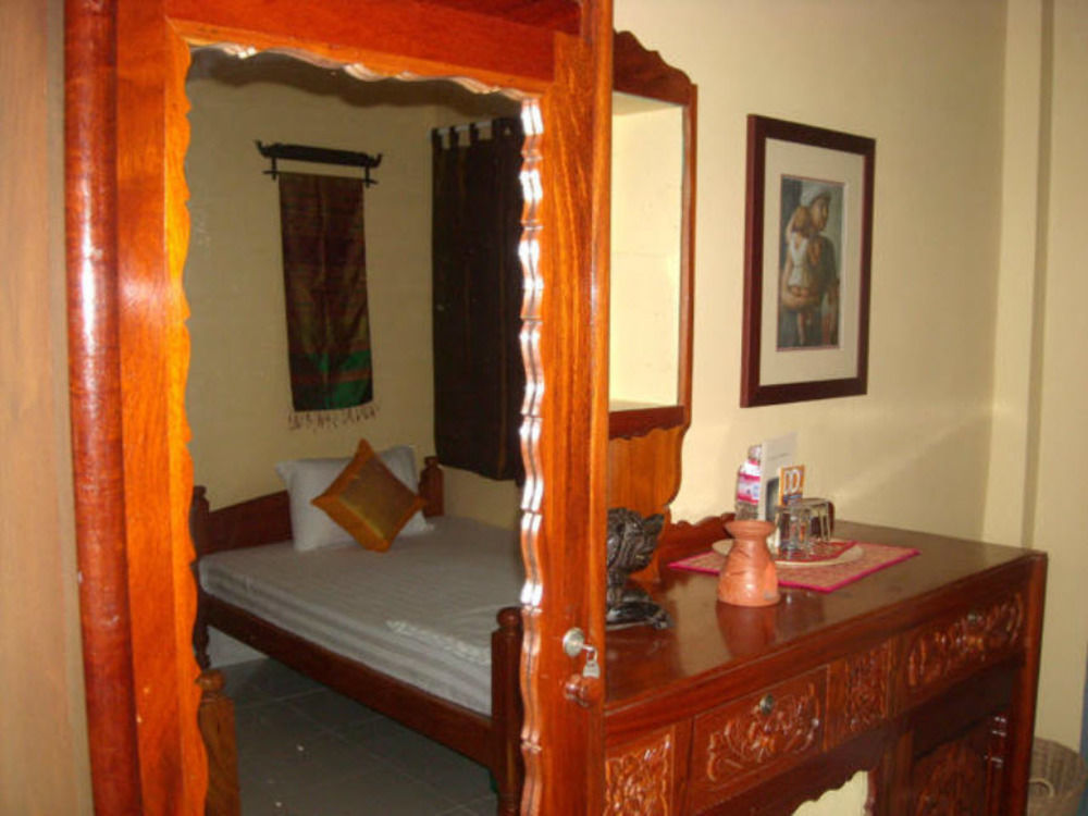 เซเว่นแคนเดิ้ลเกสท์เฮาส์ Hotel เสียมราฐ ภายนอก รูปภาพ