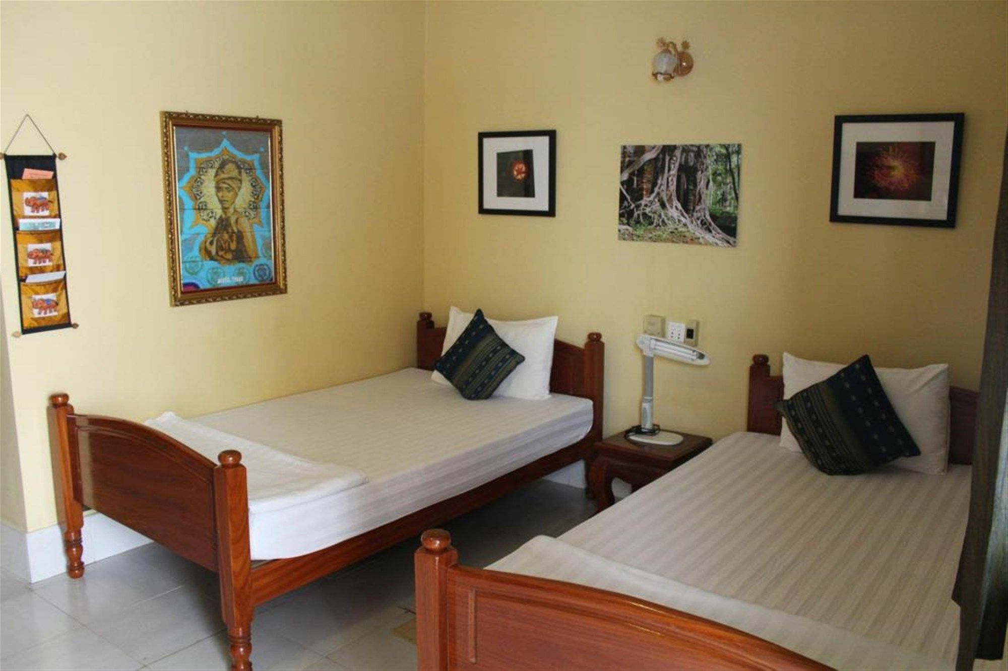 เซเว่นแคนเดิ้ลเกสท์เฮาส์ Hotel เสียมราฐ ภายนอก รูปภาพ